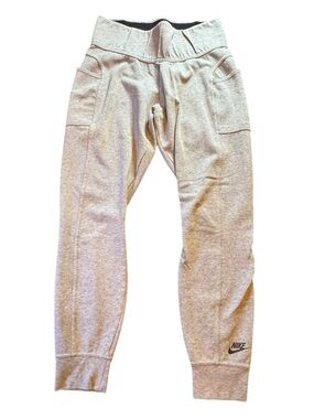Nike Women’s Grey Athletic Jogger Pants